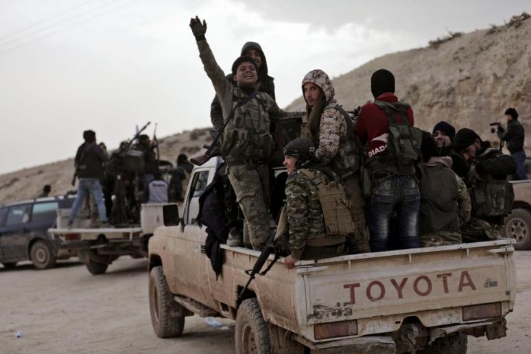 Mantan Dubes Armenia Klaim Turki Kirim Sekitar 4000 Pejuang dari Suriah dan Libya
